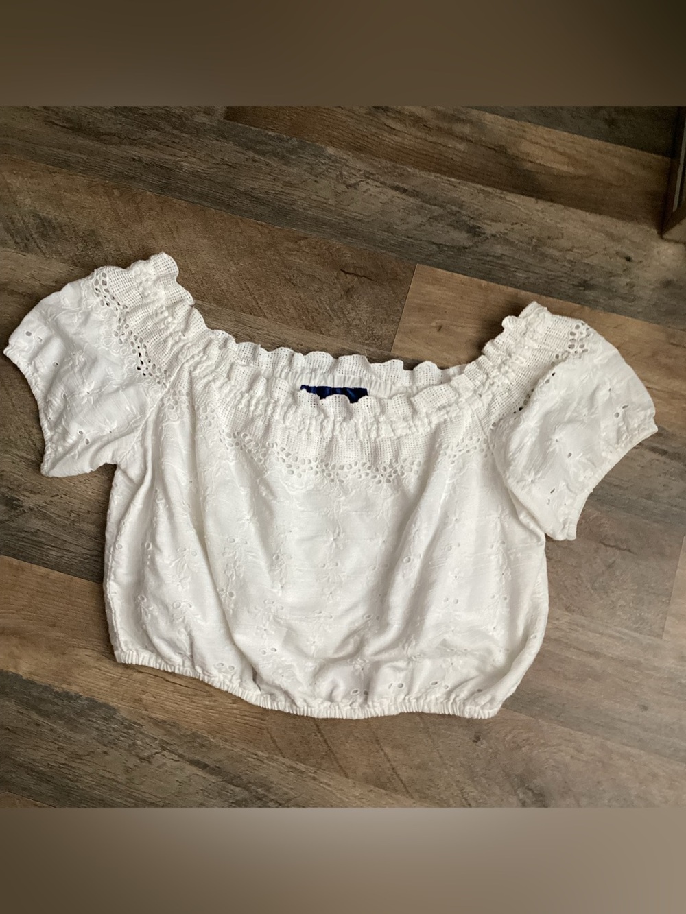 Source Unknown White Eyelet Off-Shoulder Crop Top